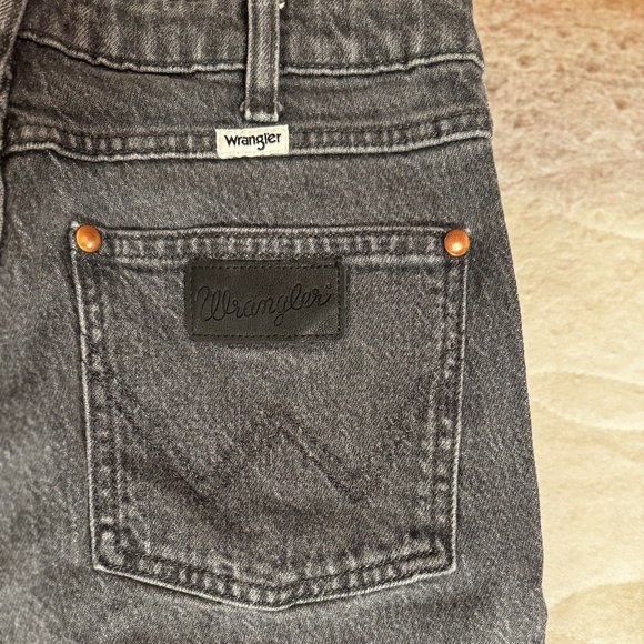 Wrangler Walker Slim Jeans - Picture 3 of 8